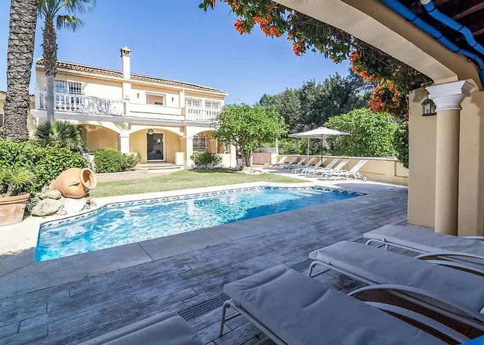 别墅 Jude Banus 马尔韦利亚