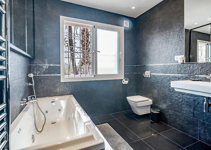 Вілла Jude Banus Марбелья