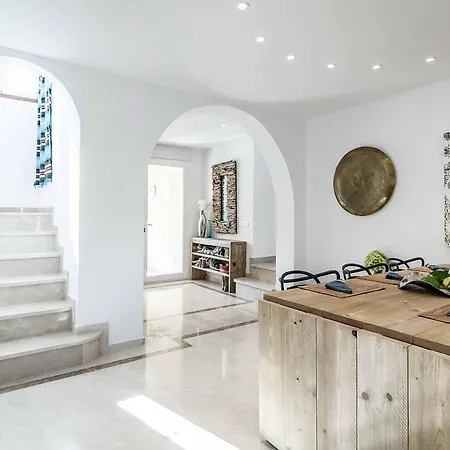 Villa Jude Banus Marbella