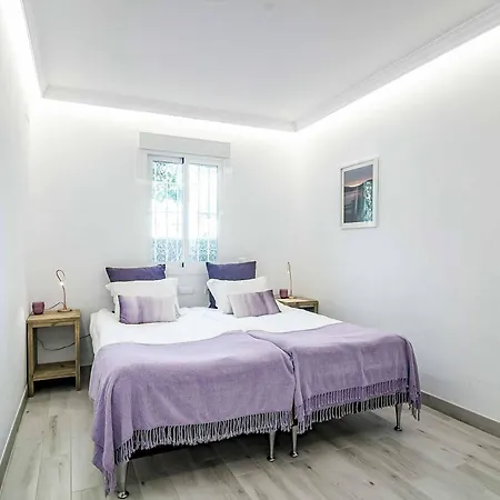 Jude Banus Villa *