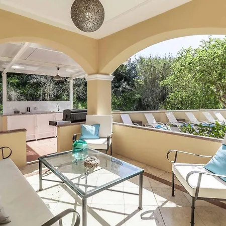 Villa Jude Banus