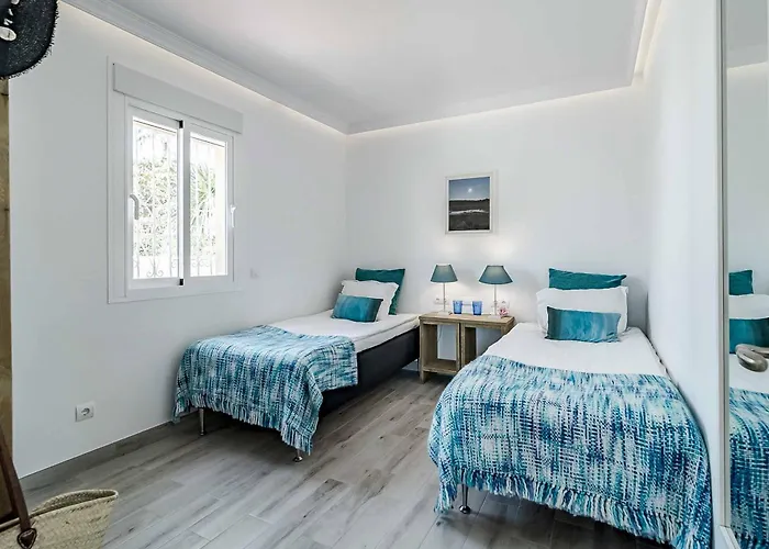 Jude Banus Марбелья